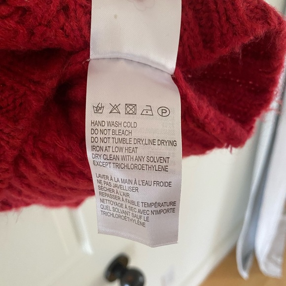 Farm Rio rainbow sweater š - Picture 5 of 7